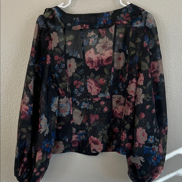 Anthropologie Black Floral Sheer Blouse size medium - Picture 3 of 3